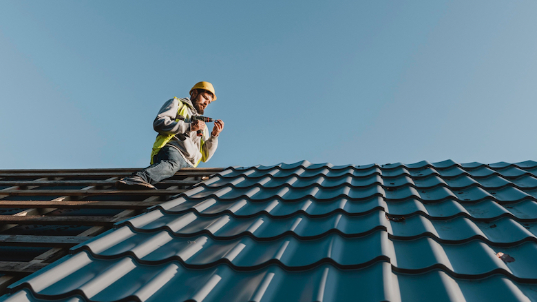 How to get insurance to pay for roof replacement